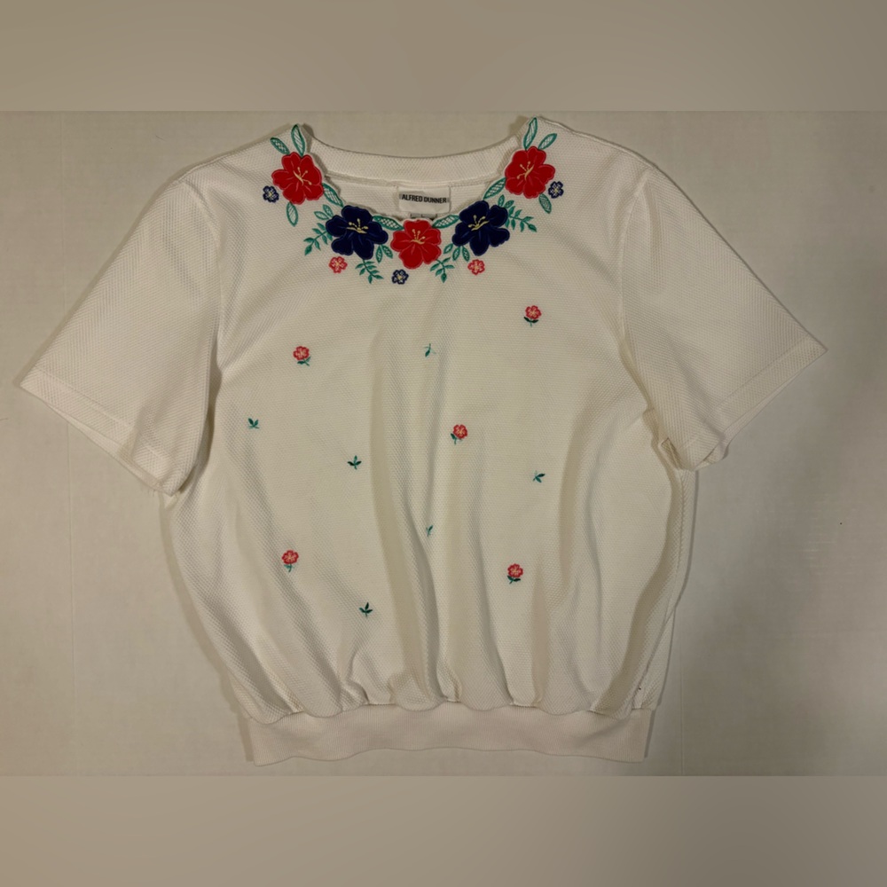 Alfred Dunner White Top with Red and Blue Floral Embroidery